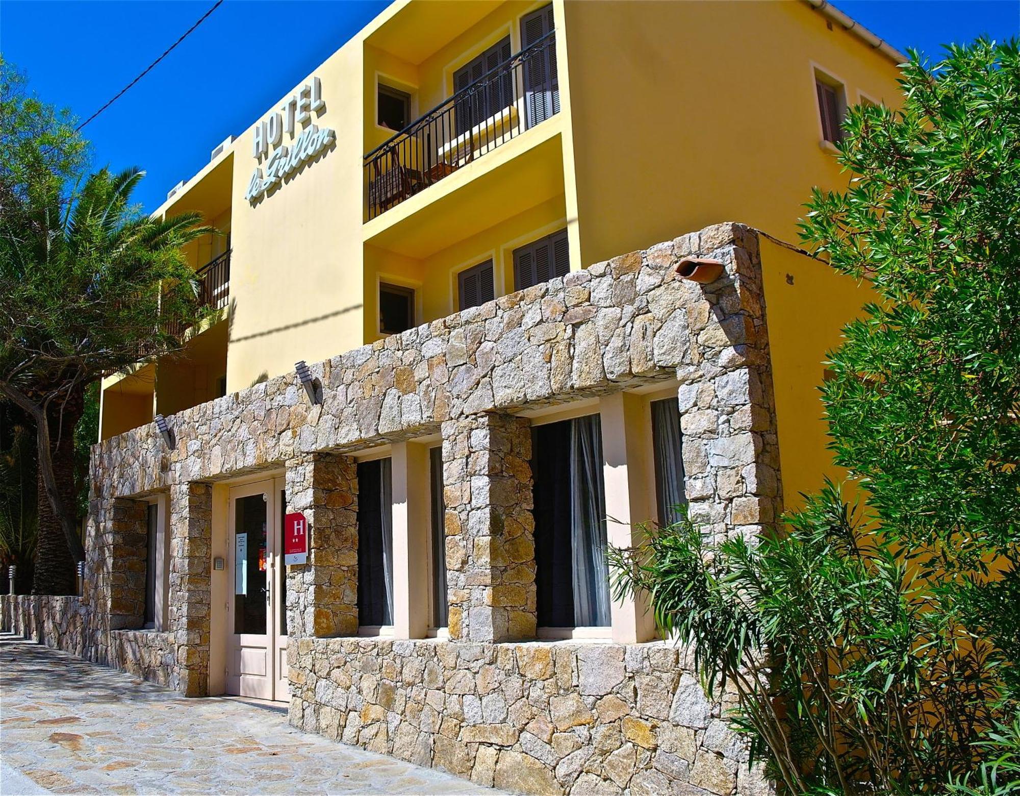 Hotel Le Grillon LʼÎle-Rousse エクステリア 写真